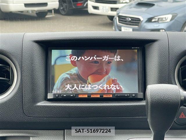 Nissan NV350 Caravan 2016-10 7963149-21