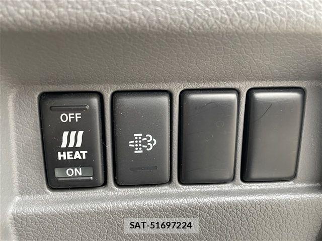 Nissan NV350 Caravan 2016-10 7963149-26