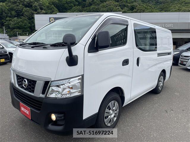 Nissan NV350 Caravan 2016-10 7963149-2