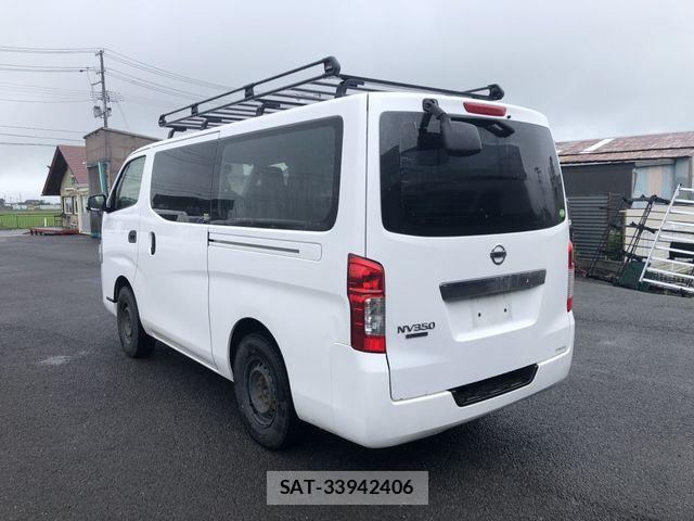 Nissan NV350 Caravan 2019-06 7980440-7