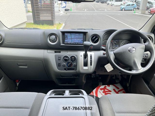 Nissan NV350 Caravan 2020-03 7980441-17