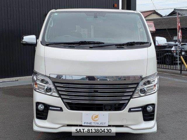 Nissan NV350 Caravan 2018-08 8037421-16