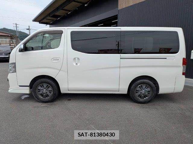 Nissan NV350 Caravan 2018-08 8037421-22