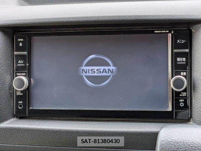 Nissan NV350 Caravan 2018-08 8037421-3