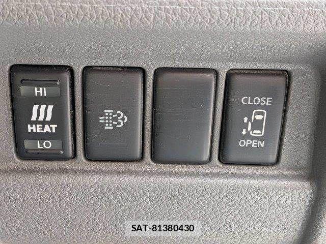 Nissan NV350 Caravan 2018-08 8037421-7