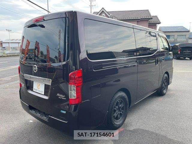 Nissan NV350 Caravan 2015-03 8075016-20