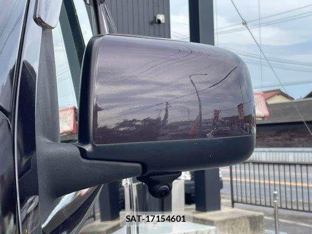 Nissan NV350 Caravan 2015-03 8075016-28