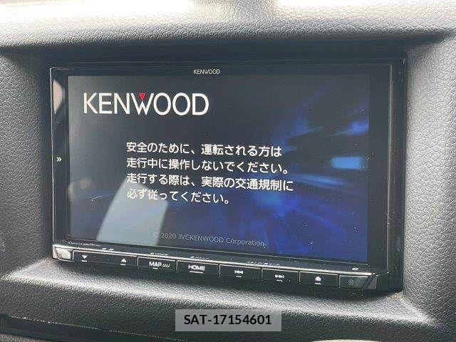 Nissan NV350 Caravan 2015-03 8075016-3