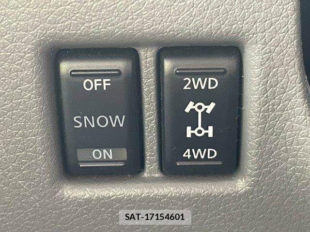 Nissan NV350 Caravan 2015-03 8075016-7