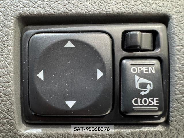 Nissan NV350 Caravan 2018-09 8075015-20