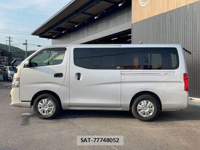 Nissan NV350 Caravan 2018-05 8101015-22