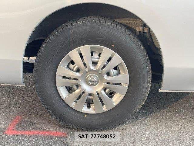 Nissan NV350 Caravan 2018-05 8101015-25