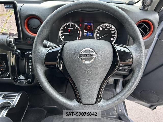 Nissan NV350 Caravan 2021-05 8101011-13