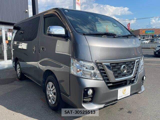 Nissan NV350 Caravan 2017-09 8131753-19