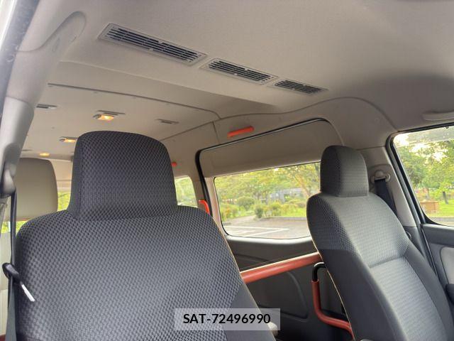 Nissan NV350 Caravan 2014-06 8146377-14