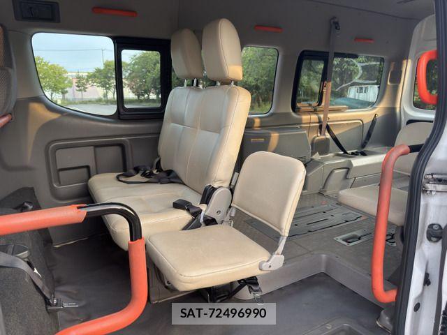 Nissan NV350 Caravan 2014-06 8146377-16