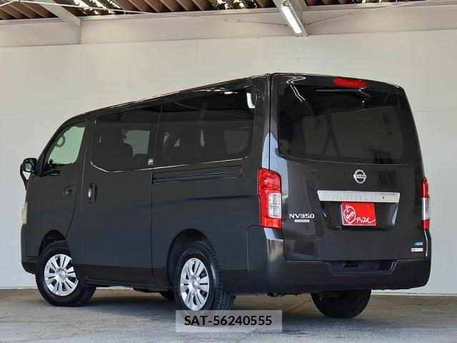 Nissan NV350 Caravan 2015-12 8158953-13