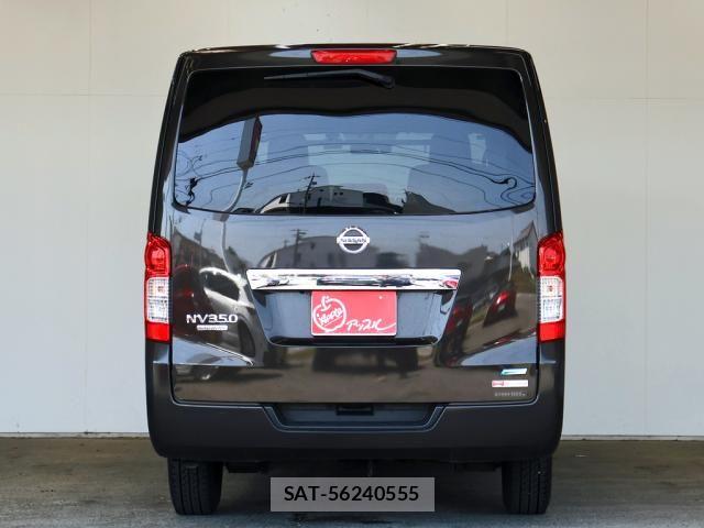 Nissan NV350 Caravan 2015-12 8158953-14