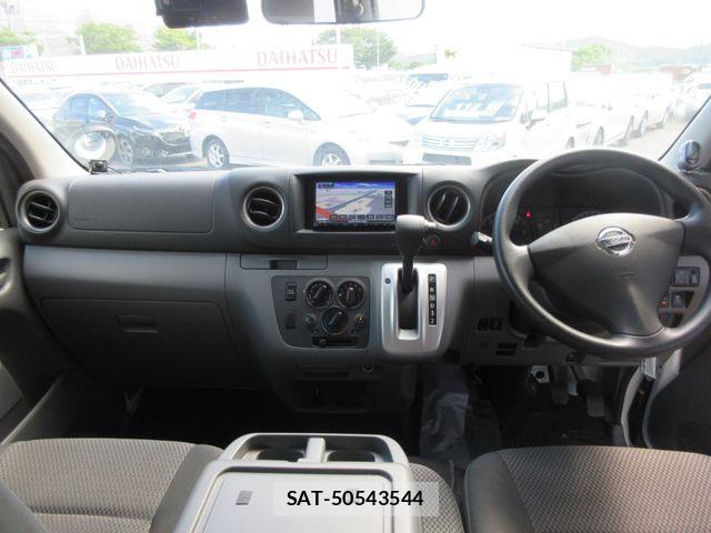 Nissan NV350 Caravan 2020-03 8209370-9