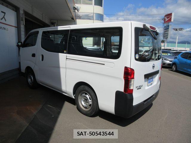 Nissan NV350 Caravan 2020-03 8209370-16