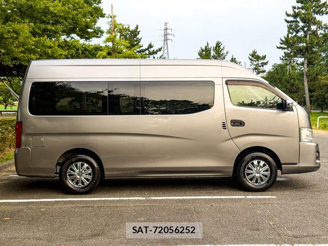 Nissan NV350 Caravan 2013-02 8209371-4