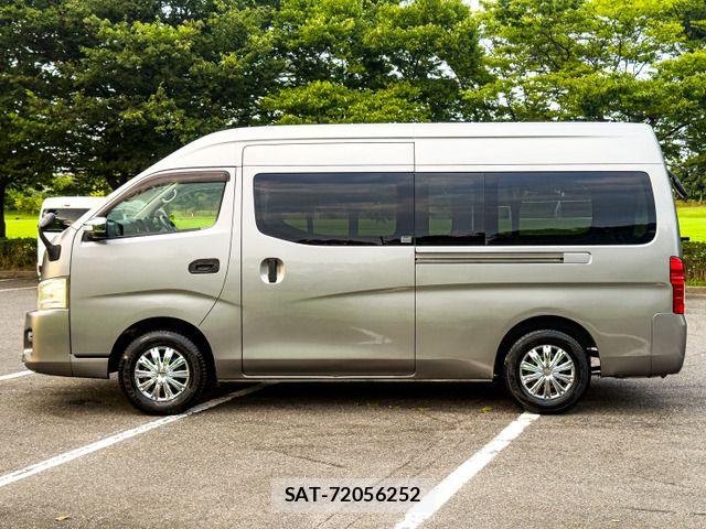 Nissan NV350 Caravan 2013-02 8209371-5