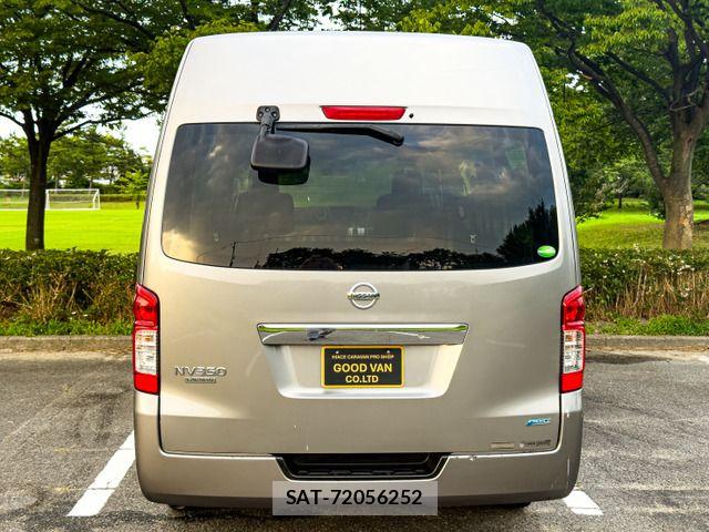 Nissan NV350 Caravan 2013-02 8209371-7