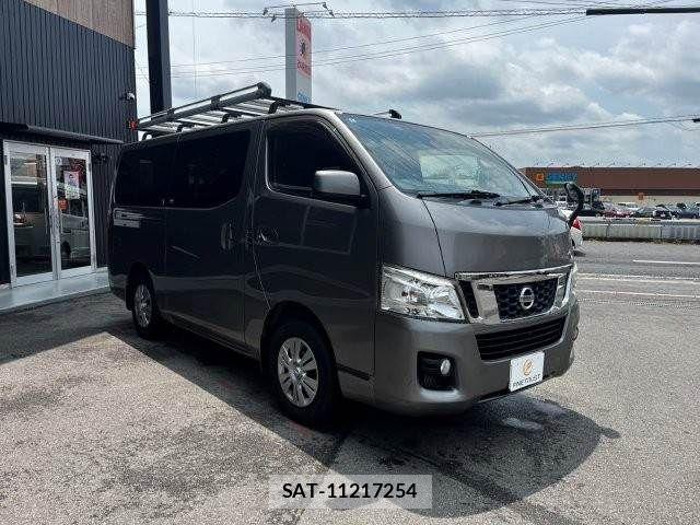Nissan NV350 Caravan 2013-04 8246246-13