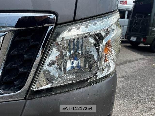 Nissan NV350 Caravan 2013-04 8246246-20
