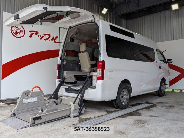Nissan NV350 Caravan 2020-04 8316185-0
