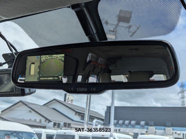 Nissan NV350 Caravan 2020-04 8316185-21