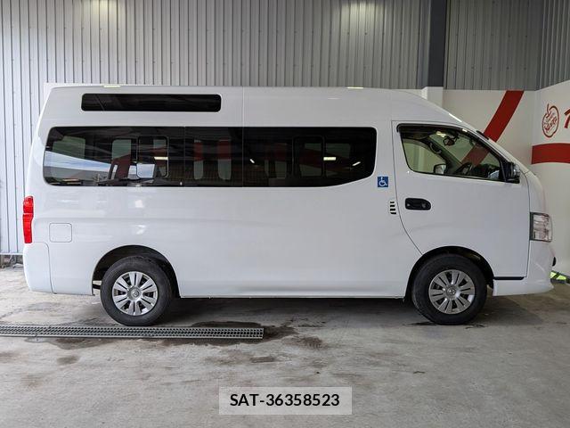 Nissan NV350 Caravan 2020-04 8316185-5