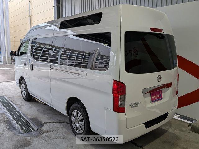 Nissan NV350 Caravan 2020-04 8316185-8