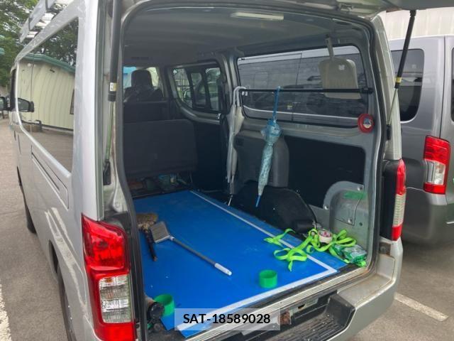 Nissan NV350 Caravan 2017-09 8316191-11