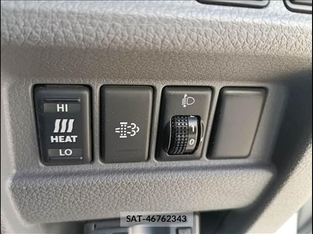 Nissan NV350 Caravan 2020-12 8316186-13