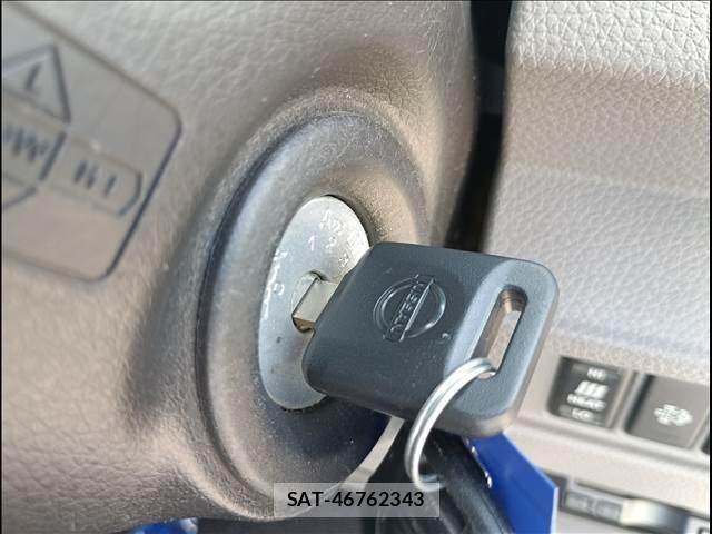 Nissan NV350 Caravan 2020-12 8316186-15