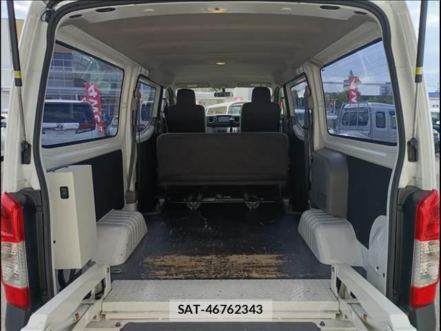Nissan NV350 Caravan 2020-12 8316186-18