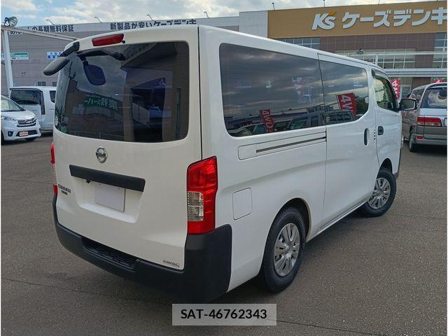Nissan NV350 Caravan 2020-12 8316186-1