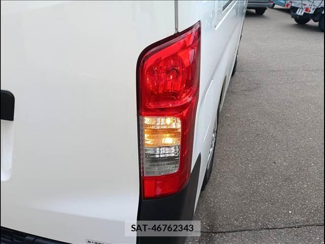 Nissan NV350 Caravan 2020-12 8316186-7