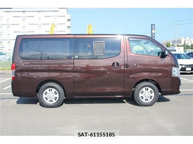Nissan NV350 Caravan 2018-05 8337265-9