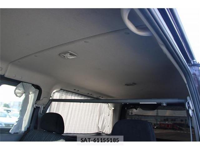 Nissan NV350 Caravan 2018-05 8337265-24