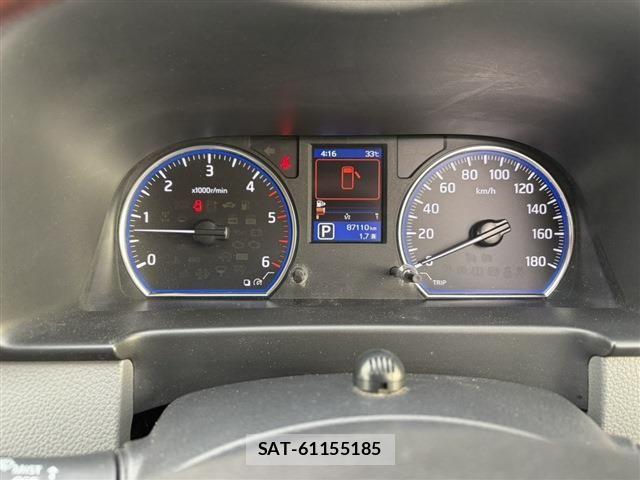 Nissan NV350 Caravan 2018-05 8337265-4