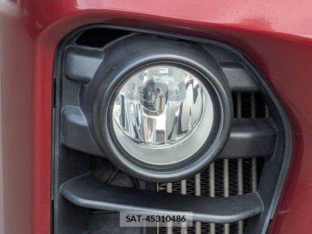 Nissan NV350 Caravan 2018-01 8337268-25