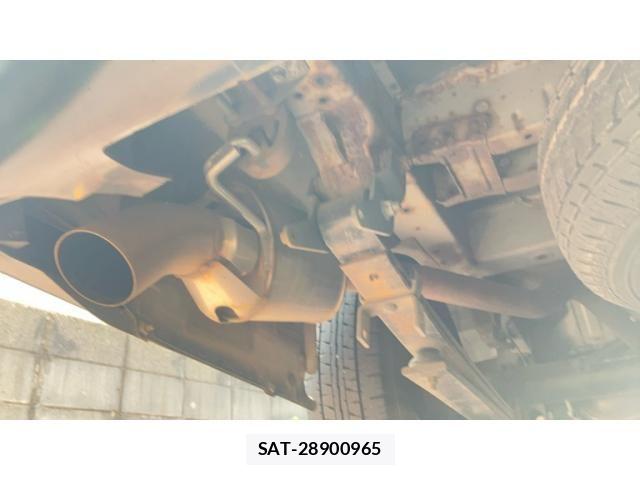 Nissan NV350 Caravan 2015-11 8337272-10