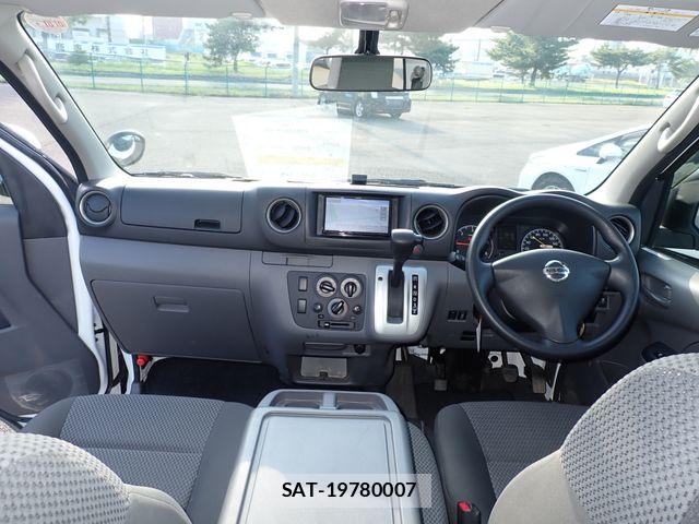 Nissan NV350 Caravan 2021-07 8337269-8