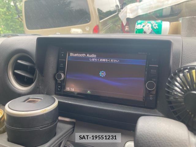 Nissan NV350 Caravan 2019-03 8337270-15