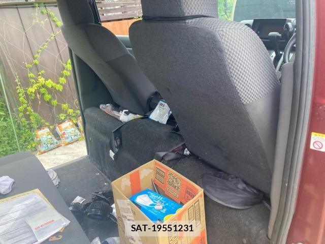 Nissan NV350 Caravan 2019-03 8337270-26