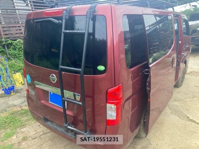 Nissan NV350 Caravan 2019-03 8337270-4