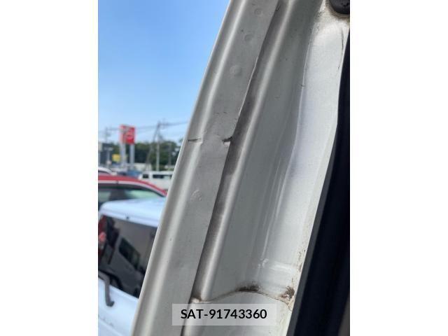 Nissan NV350 Caravan 2021-03 8337266-10