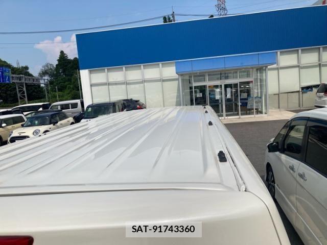 Nissan NV350 Caravan 2021-03 8337266-8